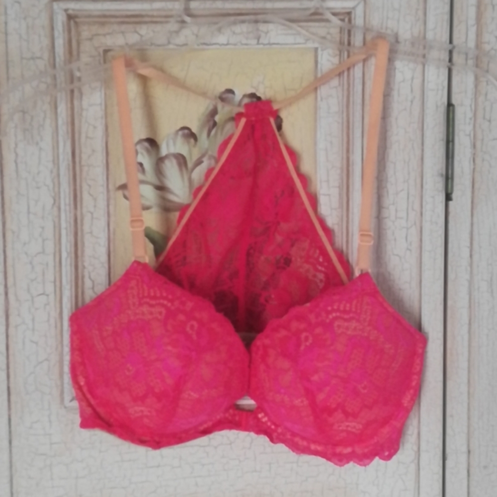 PINK Victoria's Secret bra